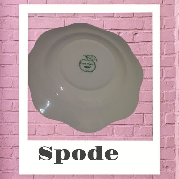 COPY - Spode Fruit Haven 6" Canape Plate with Strawberries, Bee and Butterfly - Picture 3 of 7